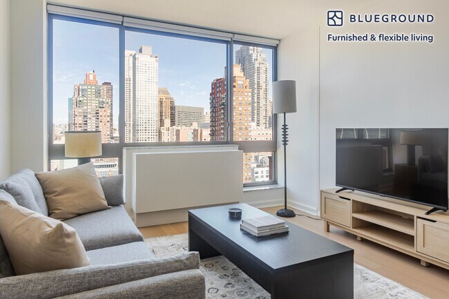 500 W 56th St unit FL26-ID2016, New York, NY 10019 - photo 3