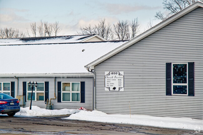 With a student body of approximately 60 students, SECA maintains a student-teacher ratio of 12 to1, fostering personalized attention and a close-knit community.