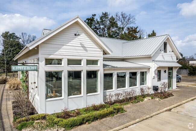 From quaint cafes to upscale venues, Germantown caters to a variety of culinary preferences.