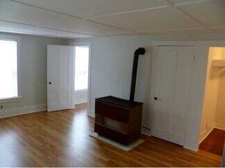 20 Pleasant St Unit 2, Ludlow, VT 05149