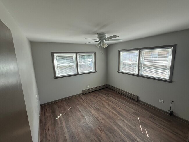 4605 Maple Ave unit 4, Brookfield, IL 60513 - photo 5