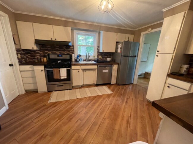 449 Buckingham Ave, Syracuse, NY 13210 - photo 4