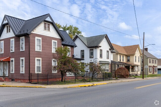 Foursquare homes line the streets of Jersey Shore.