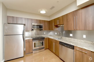 75 S Main St, Sharon, MA 02067