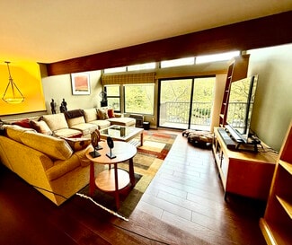 1465 E Putnam Ave Unit 217, Old Greenwich, CT 06870