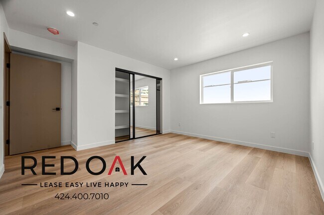 2001 Vista Del Mar Ave unit 2001 1/4, Los Angeles, CA 90068 - photo 7