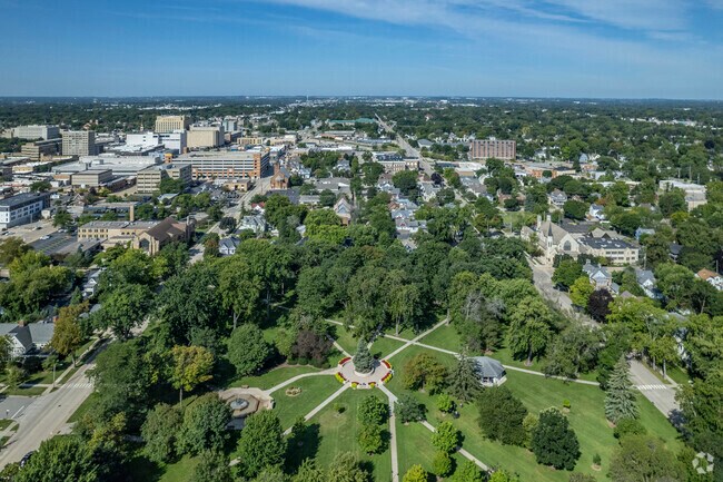 City Park is the namesake center of the Lawrence-City Park area.