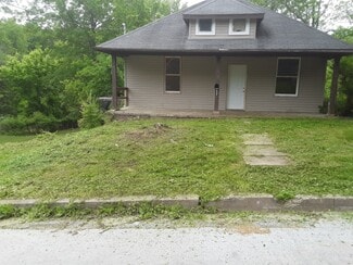 1122 Madeline St, Jefferson City, MO 65101