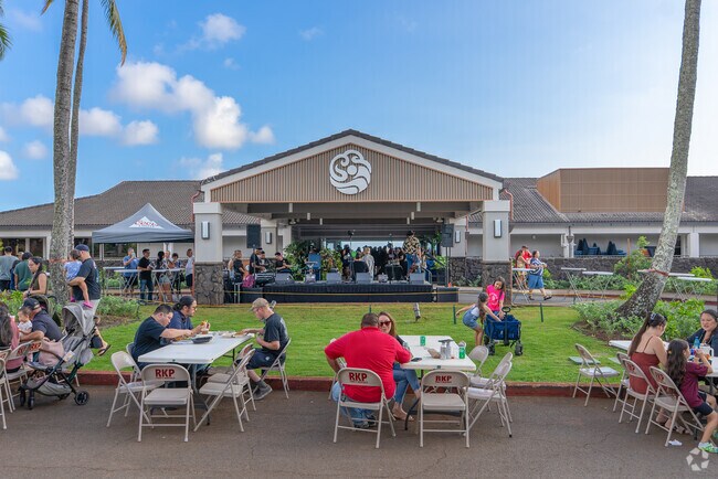 The Night Market at Kalauao features over 60 vendors and live music.