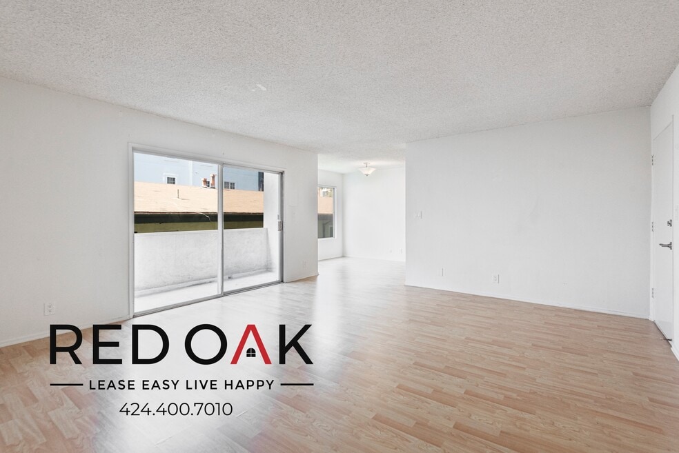 319 S Clark Dr unit 206, Los Angeles, CA 90048 - photo 1