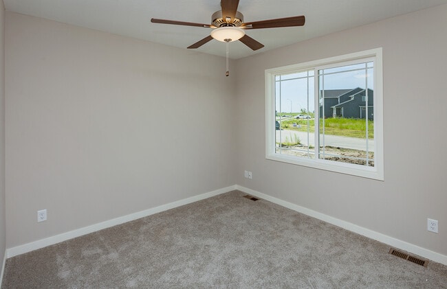 432 Napoli Ave unit 36452554, West Des Moines, IA 50266 - photo 4