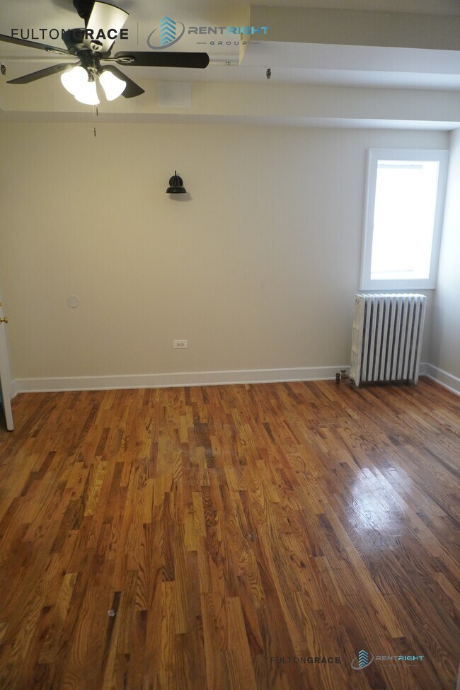 2063 W Lawrence Ave unit LL4, Chicago, IL 60625 - photo 3