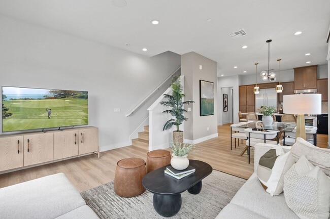 931 ToMcOt Ct, San Jose, CA 95133 - photo 2