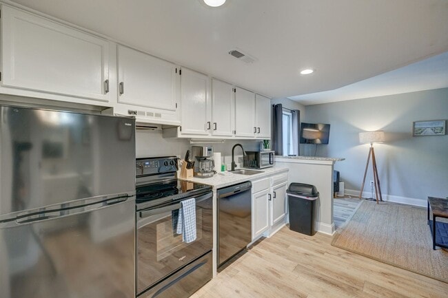 4756 Seahawk Ct, Wilmington, NC 28403 - photo 2