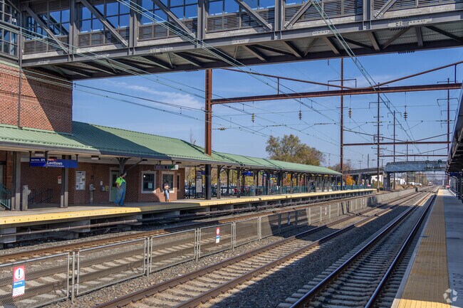 You can take the train from Magnolia Hill to Trenton, Philadelphia and more.