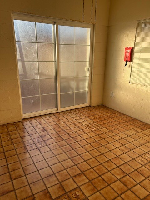 94-331-331 Kahualena St unit 3, Waipahu, HI 96797 - photo 1