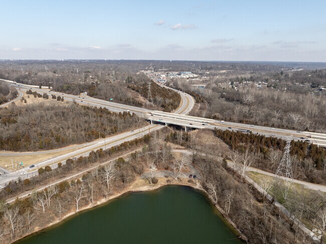 Remington and Lake Isabella are close to I-275