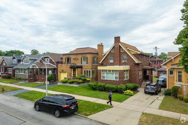 Chatham has many walkable sidewalks perfect for an afternoon stroll.