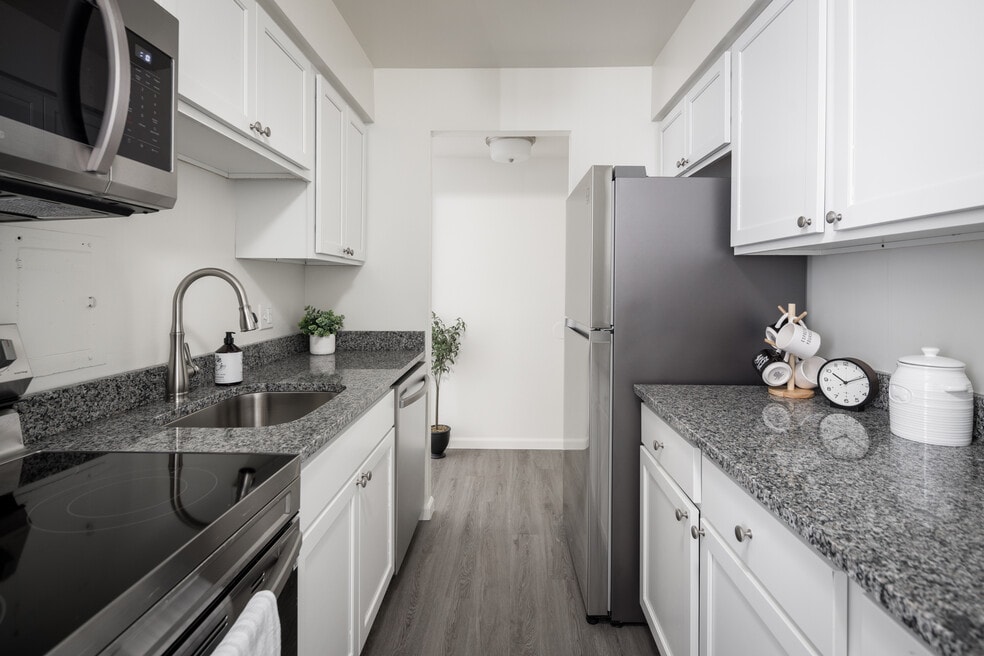 Solon Park Apartments, Solon, OH 44139 - photo 1