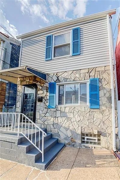 1916 Wharton St, Pittsburgh, PA 15203