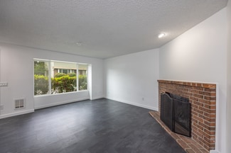 3700-3712 188th St SW, Lynnwood, WA 98037