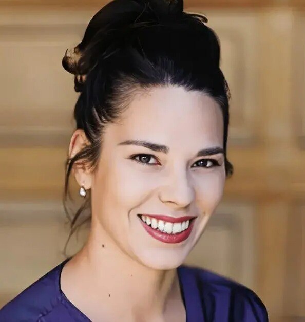Laura Arechiga