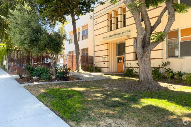 West Hollywood Elementary School