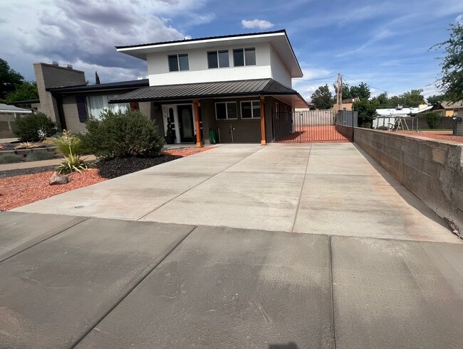 175 S 400 E, Saint George, UT 84770 - photo 2