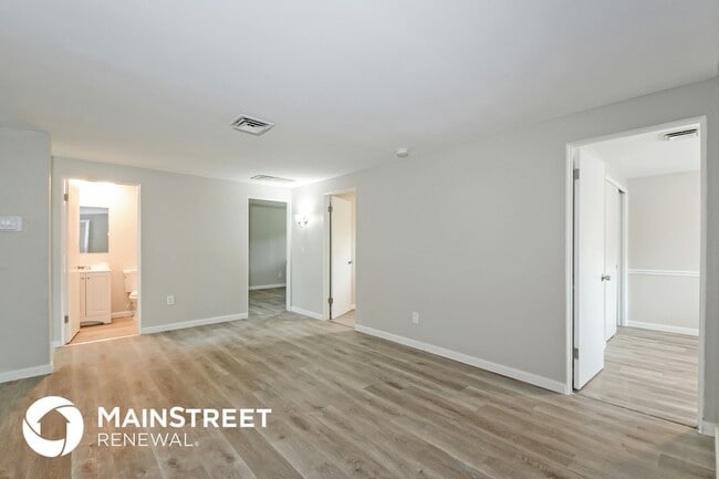 2380 St Catherine St, Florissant, MO 63033 - photo 6