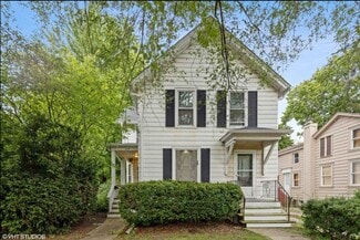 219 Center St Unit 1, Naperville, IL 60540