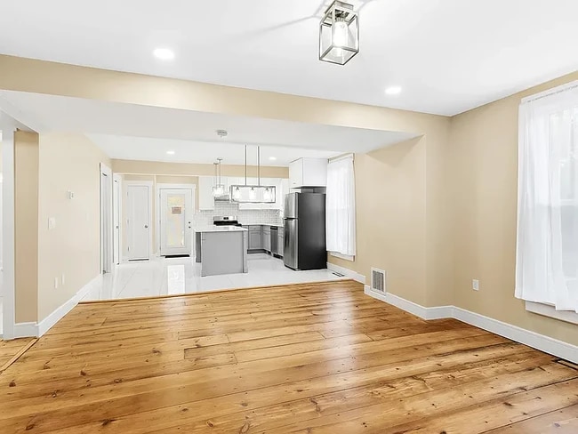 36 Pascack Rd unit 1, Park Ridge, NJ 07656 - photo 5