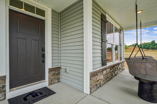 108 Ruby Rd, Pataskala, OH 43062 - photo 4