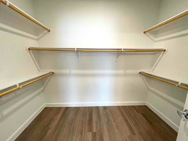 9910 Hill Ln unit 10-102, Manor, TX 78653 - photo 6