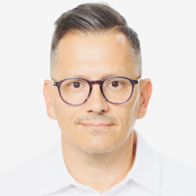 Agent Photo