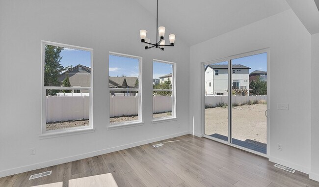 253 E Polaris Dr, Saratoga Springs, UT 84045 - photo 6