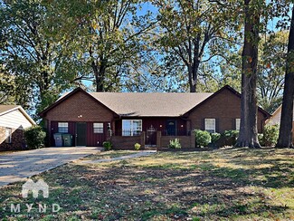 2010 Adney Gap Dr, Memphis, TN 38134