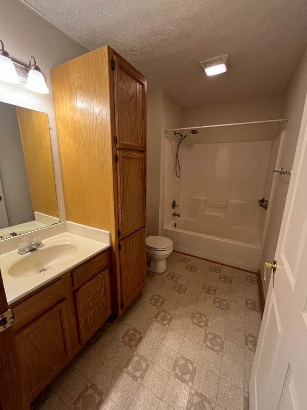 2515 Franklin Turnpike unit 15, Danville, VA 24540 - photo 6