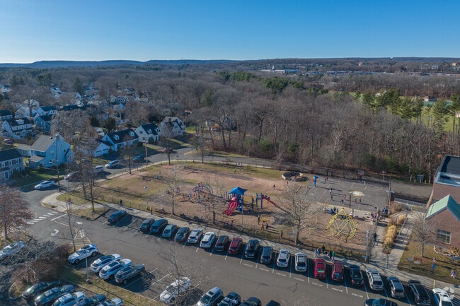 Prepare for your future at Spring Glen School at 1908 Whitney, Hamden, CT..