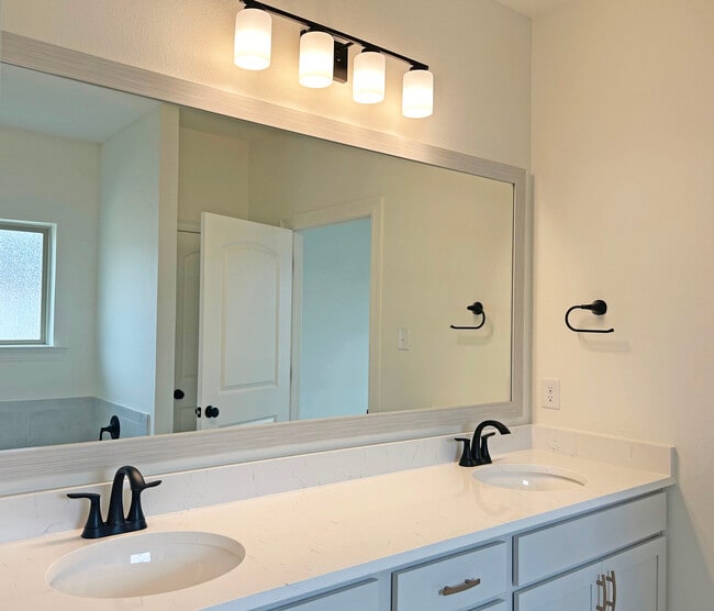 21284 Shadow Bend Dr, Covington, LA 70435 - photo 7