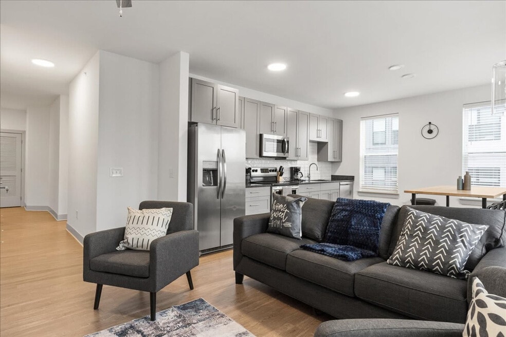 2039 Woodburn Ave unit ID1364149P, Cincinnati, OH 45206 - photo 1