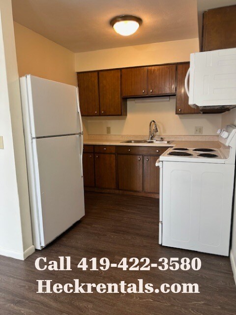 634 W Foulke Ave unit 5, Findlay, OH 45840 - photo 1