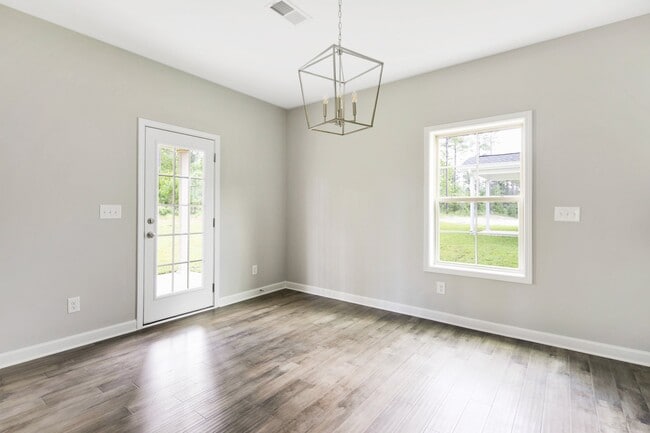 258 Rough Ridge Trail, Aberdeen, NC 28315 - photo 6