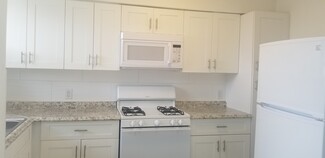8141 Crespi Blvd Unit LARGE 1 /1 PLUS DEN, Miami Beach, FL 33141