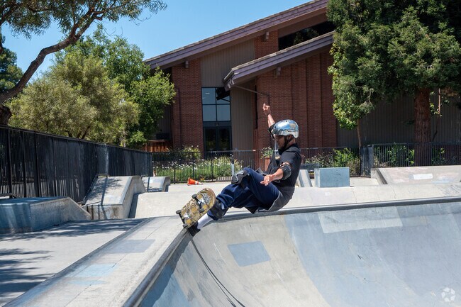 Skateboarding at the skate park in Burgess Park is a popular activity in Lindenwood.