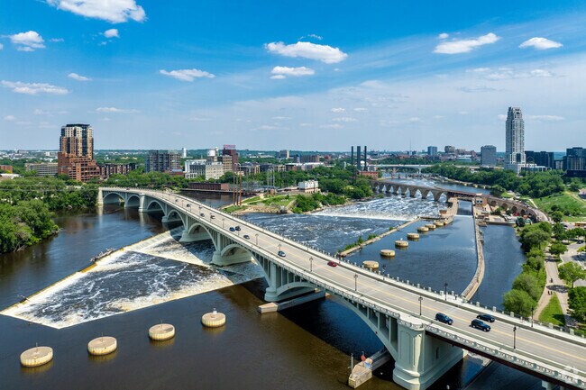 Willowstone is located just minutes from Downtown Minneapolis.