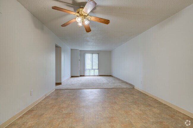 Lake Pointe, Ypsilanti, MI 48197 - photo 2
