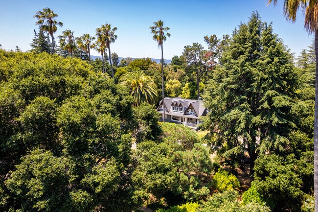 Many homes throughout Lindenwood come with large secluded lots obscured by tall trees.