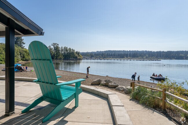 Rent a kayak or paddleboard at Log Boom Park on Lake Washington.