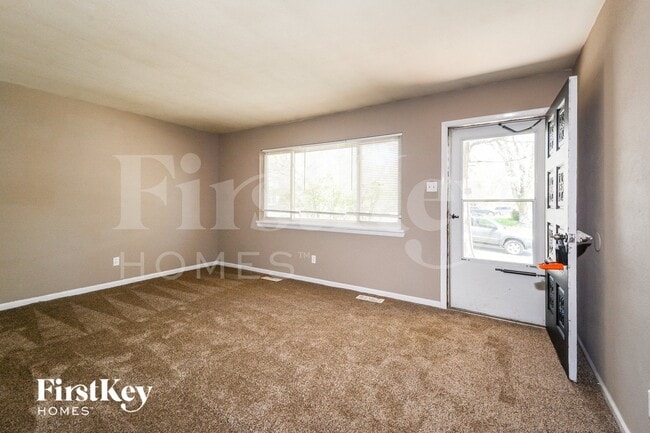 712 Undercliff Dr, Hazelwood, MO 63042 - photo 3