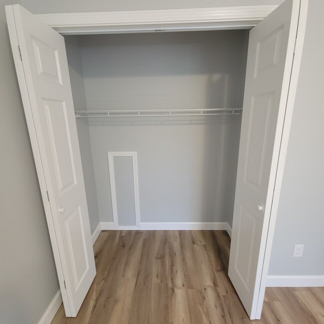 Bedroom Closet